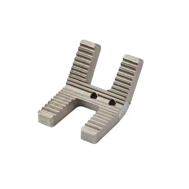 Milwaukee 48-22-8697, accessory: 6 in. Stainless Steel Pipe Jaw Leveling Tripod Chain Vise (photograph from the Home Depot listing)