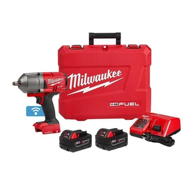 Milwaukee 2863-22R, kit: M18 FUEL ONE-KEY 18V Li-Ion Brushless Cordless 1/2 in. High-Torque Impact Wrench with Friction Ring, Resistant Batteries
